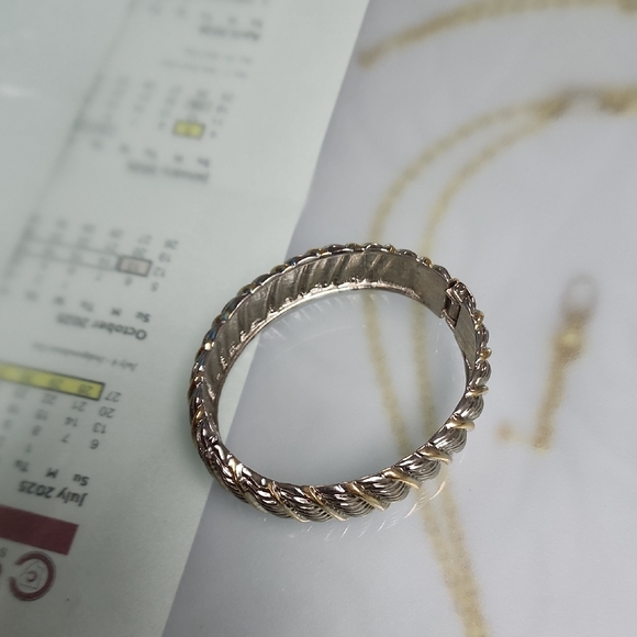 Jewelry - Elegant Gold-Tone Braided Ring